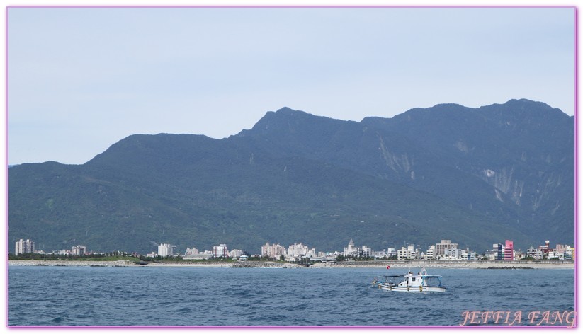 台灣旅遊,海上活動,花蓮海豚,花蓮碼頭,花蓮賞鯨,鯨世界賞鯨