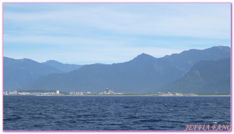 台灣旅遊,海上活動,花蓮海豚,花蓮碼頭,花蓮賞鯨,鯨世界賞鯨