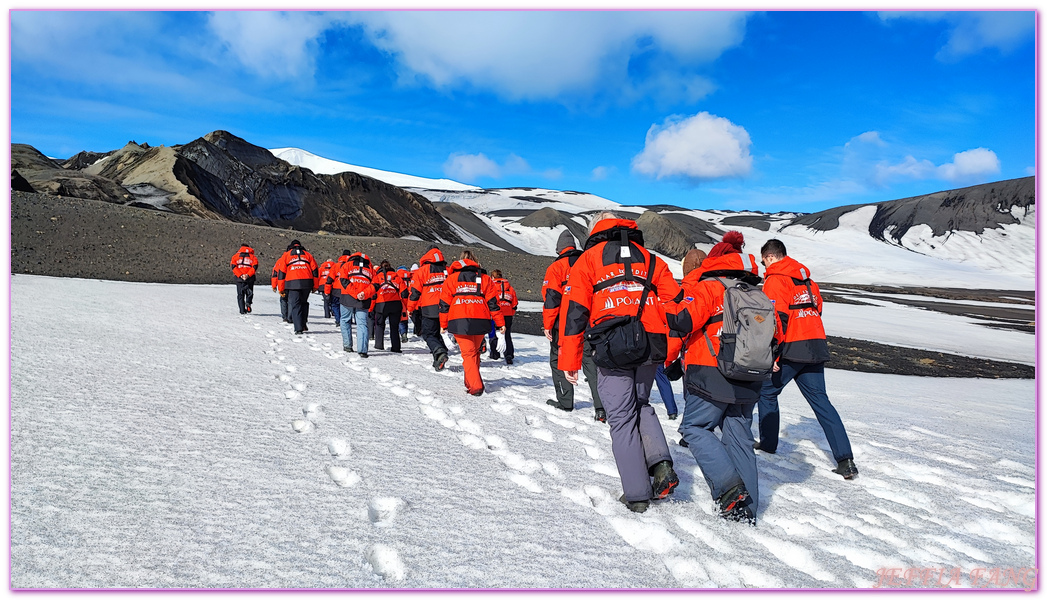 Antarctica,企鵝島Penguin Island,利文斯頓島Livingston Island,南極巡遊,南極旅遊,南極登島,南設得蘭群島South Shetlands,星輝號Le Lyrial,極地之旅,欺騙島,沃克灣漢那角Walker Bay in Hannah Point,特勒風灣Telefon Bay,迪塞普遜島Deception Island,迪肯峰Deacon Peak,鳳凰旅遊,龐洛PONANT郵輪