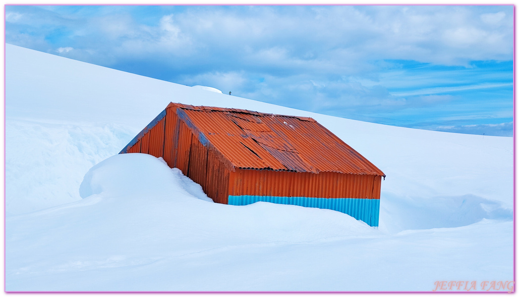 南極Antarctica,南極旅遊,多里安灣 Dorian Bay,庫佛維爾島Cuverville island,極地之旅,達莫角 Damoy Point,鳳凰旅遊,龐洛PONANT郵輪星輝號LE LYRIAL