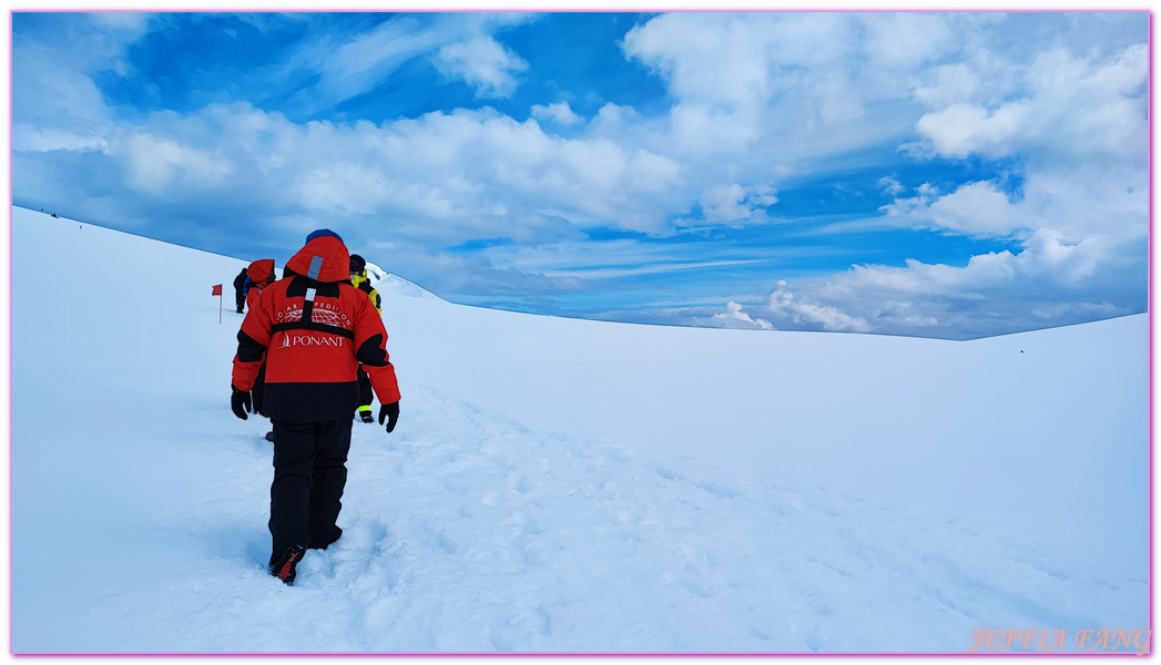 南極Antarctica,南極旅遊,多里安灣 Dorian Bay,庫佛維爾島Cuverville island,極地之旅,達莫角 Damoy Point,鳳凰旅遊,龐洛PONANT郵輪星輝號LE LYRIAL