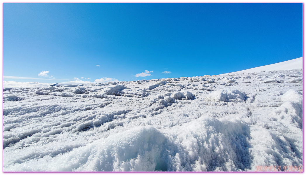 Antarctica,世界極地之旅,企鵝公路,企鵝孵蛋,企鵝跳水,南極旅遊,威德爾海峽Weddell Sea,布朗海崖Brown Bluff,平頂冰山,龐洛PONANT郵輪星輝號LE LYRIAL