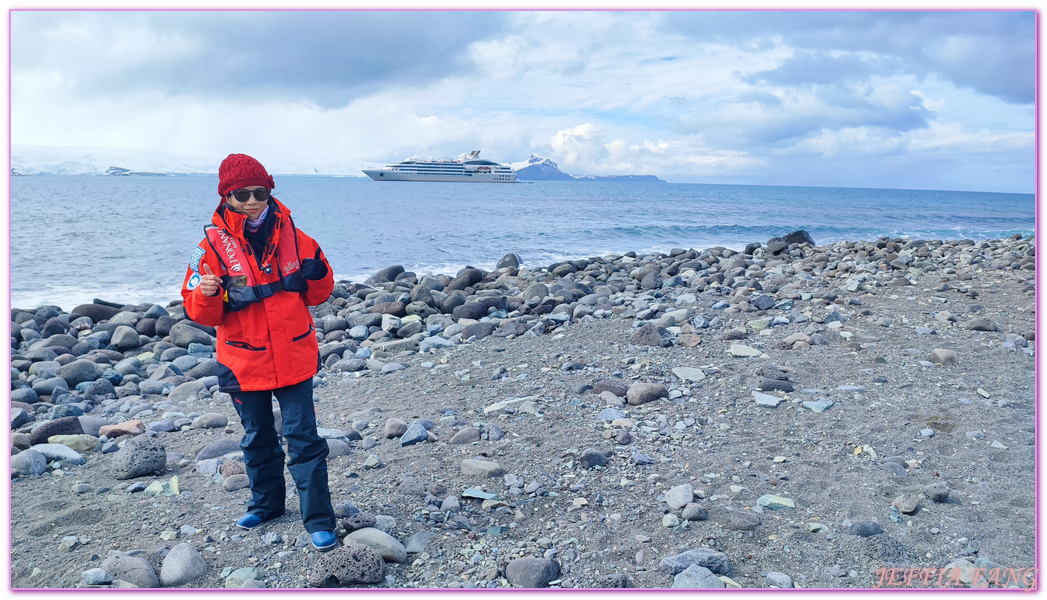 Antarctica,企鵝島Penguin Island,利文斯頓島Livingston Island,南極巡遊,南極旅遊,南極登島,南設得蘭群島South Shetlands,星輝號Le Lyrial,極地之旅,欺騙島,沃克灣漢那角Walker Bay in Hannah Point,特勒風灣Telefon Bay,迪塞普遜島Deception Island,迪肯峰Deacon Peak,鳳凰旅遊,龐洛PONANT郵輪