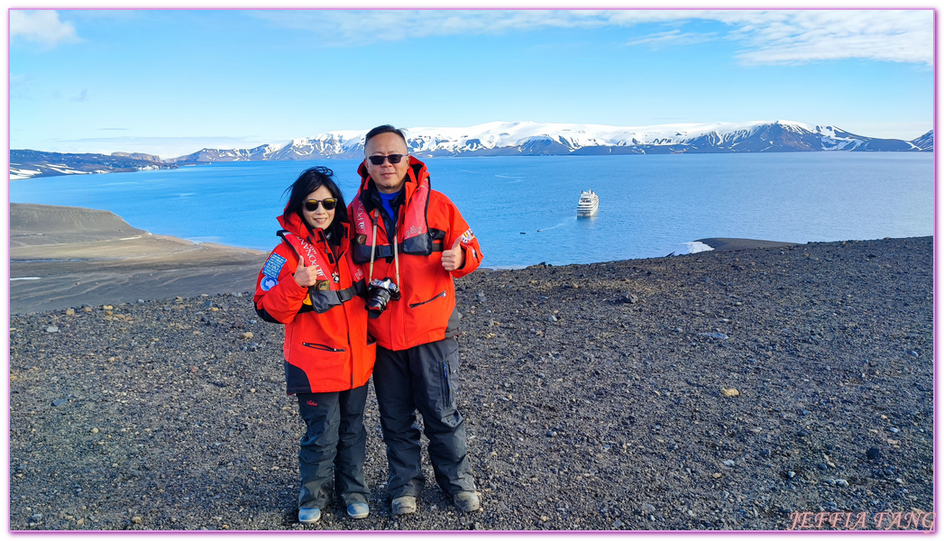 Antarctica,企鵝島Penguin Island,利文斯頓島Livingston Island,南極巡遊,南極旅遊,南極登島,南設得蘭群島South Shetlands,星輝號Le Lyrial,極地之旅,欺騙島,沃克灣漢那角Walker Bay in Hannah Point,特勒風灣Telefon Bay,迪塞普遜島Deception Island,迪肯峰Deacon Peak,鳳凰旅遊,龐洛PONANT郵輪