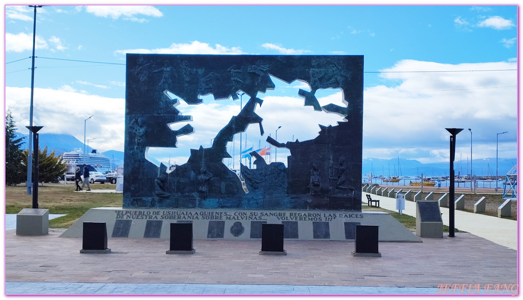 Le Lyrial,PONANT,Ushuaia,世界之南,企鵝牆,南極旅遊,南美洲旅遊,帝王蟹,星輝號,火地島,烏蘇懷亞,阿根廷Argentina,龐洛郵輪