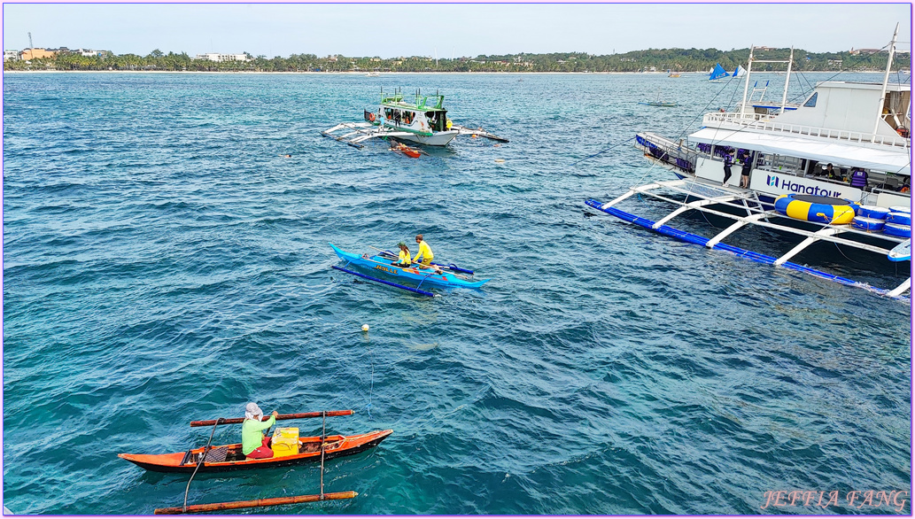 Boracay,拖曳傘,東南亞旅遊,海上UFO,鑽石號遊艇 Diamond Yacht,長灘島水晶鑽石號遊艇,長灘島海上活動,香蕉船,鳳凰旅遊長灘島海上活動自費表