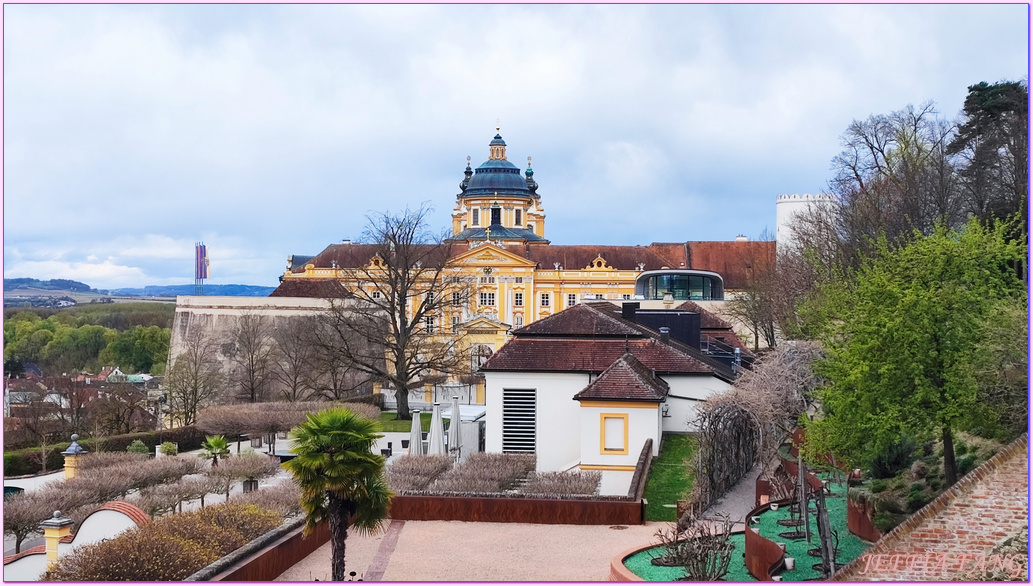 奧地利Austria,寰宇精品河輪UNIWORD Boutique River Cruises,梅爾克Melk,梅爾克修道院圖書館Stift Melk,歐洲深度旅遊,歐洲精品河輪之旅,瓦豪文化景觀Wachau Cultural Landscape,瓦豪河谷Wachau Valley