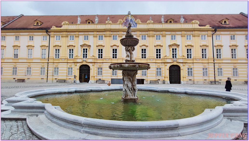 奧地利Austria,寰宇精品河輪UNIWORD Boutique River Cruises,梅爾克Melk,梅爾克修道院圖書館Stift Melk,歐洲深度旅遊,歐洲精品河輪之旅,瓦豪文化景觀Wachau Cultural Landscape,瓦豪河谷Wachau Valley