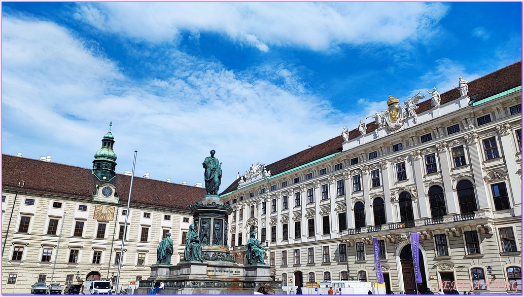 多瑙河Danau River,奧地利Austria,寰宇精品河輪UNIWORD Boutique River Cruises,歐洲深度旅遊,維也納Vienna,維也納瑪麗亞。特蕾莎Maria Theresa廣場,維也納英雄廣場,維也納音樂會,軍事史博物館