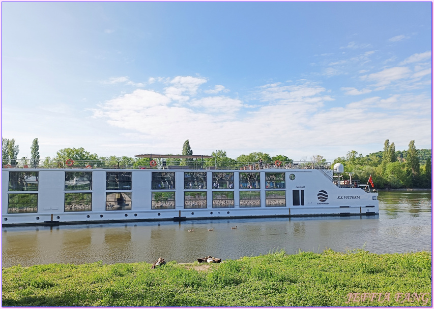 呂德斯海姆Rudesheim,寰宇精品河輪UNIWORLD Boutique River Cruises,德國Germany,歐洲Europe,沃爾拉茲城堡Castle Vollrads,萊茵河Rhine River,雷司令Riesling 呂德斯海姆Rudesheim,寰宇精品河輪UNIWORLD Boutique River Cruises,德國Germany,歐洲Europe,沃爾拉茲城堡Castle Vollrads,萊茵河Rhine River,雷司令Riesling