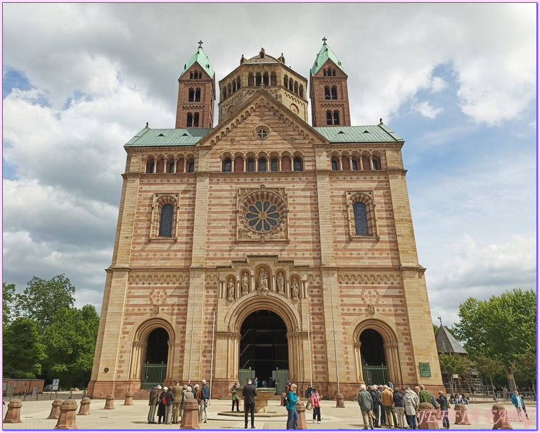 三一教堂Dreifaltigkeitskirche,寰宇精品河輪UNIWORLD Boutique River Cruises,德國Germany,德國斯派爾Speyer,抗議紀念教堂Gedächtniskirche,斯派爾主教堂,斯派爾舊城門,歐洲Europe,萊茵河Rhine River 三一教堂Dreifaltigkeitskirche,寰宇精品河輪UNIWORLD Boutique River Cruises,德國Germany,德國斯派爾Speyer,抗議紀念教堂Gedächtniskirche,斯派爾主教堂,斯派爾舊城門,歐洲Europe,萊茵河Rhine River