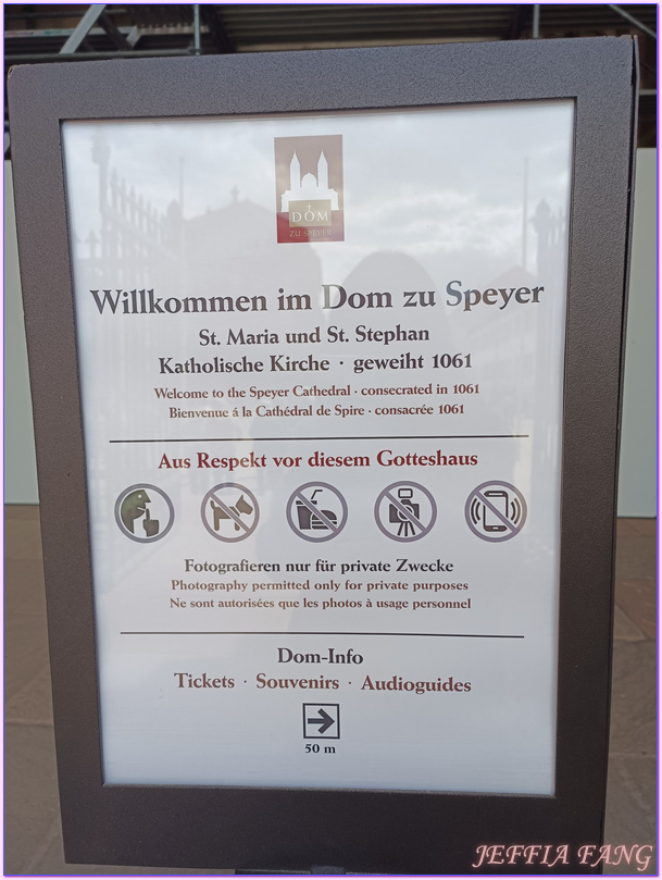 三一教堂Dreifaltigkeitskirche,寰宇精品河輪UNIWORLD Boutique River Cruises,德國Germany,德國斯派爾Speyer,抗議紀念教堂Gedächtniskirche,斯派爾主教堂,斯派爾舊城門,歐洲Europe,萊茵河Rhine River 三一教堂Dreifaltigkeitskirche,寰宇精品河輪UNIWORLD Boutique River Cruises,德國Germany,德國斯派爾Speyer,抗議紀念教堂Gedächtniskirche,斯派爾主教堂,斯派爾舊城門,歐洲Europe,萊茵河Rhine River