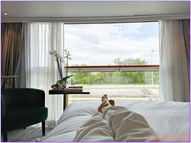 伊莉莎白號S.S. Elisabeth,寰宇精品河輪UNIWORLD Boutique River Cruises,德國Germany,歐洲旅遊,歐洲河輪,法國France,瑞士Switzerland,維多利亞號S.S. Victoria,荷蘭Netherlands,萊茵河中上游河谷