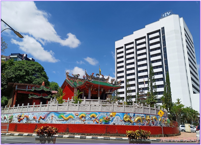 古晉City Tour,古晉KuChing,古晉大伯公廟,古晉老城區,巴都干圓環貓雕像,達雅族豐收祭遊行,馬來西亞Malaysia,馬來西亞旅遊 古晉City Tour,古晉KuChing,古晉大伯公廟,古晉老城區,巴都干圓環貓雕像,達雅族豐收祭遊行,馬來西亞Malaysia,馬來西亞旅遊