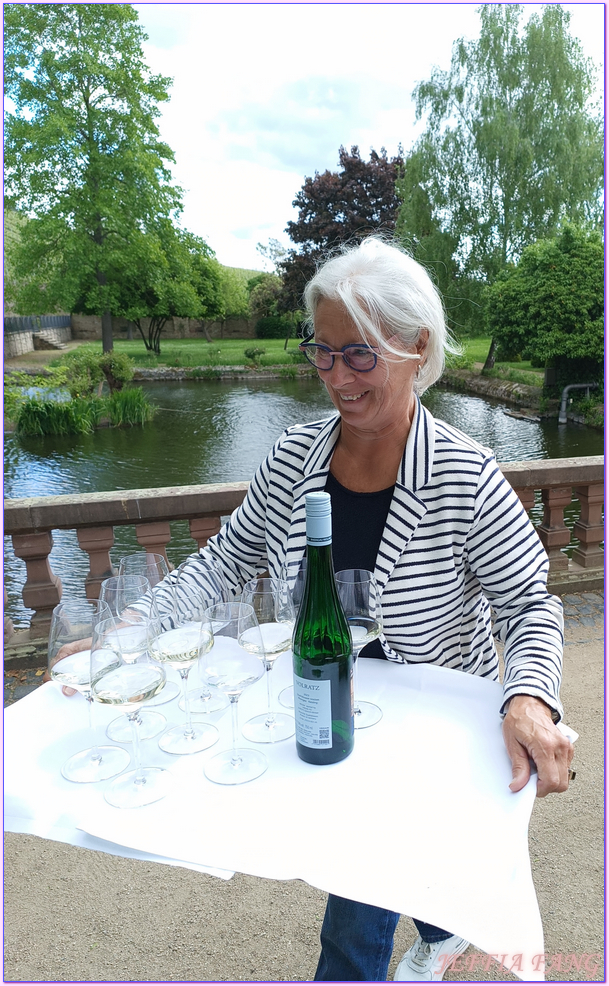 呂德斯海姆Rudesheim,寰宇精品河輪UNIWORLD Boutique River Cruises,德國Germany,歐洲Europe,沃爾拉茲城堡Castle Vollrads,萊茵河Rhine River,雷司令Riesling 呂德斯海姆Rudesheim,寰宇精品河輪UNIWORLD Boutique River Cruises,德國Germany,歐洲Europe,沃爾拉茲城堡Castle Vollrads,萊茵河Rhine River,雷司令Riesling