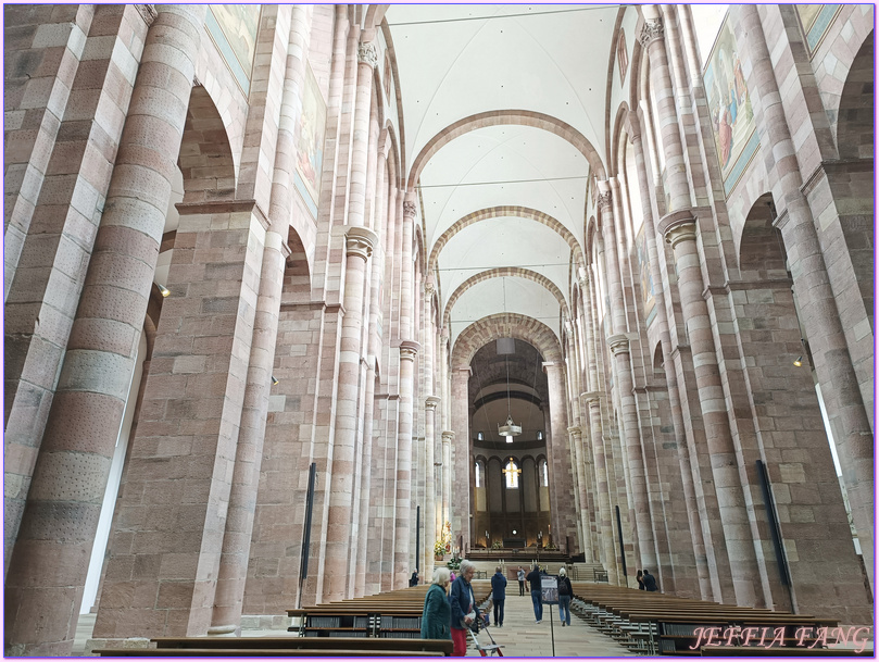 三一教堂Dreifaltigkeitskirche,寰宇精品河輪UNIWORLD Boutique River Cruises,德國Germany,德國斯派爾Speyer,抗議紀念教堂Gedächtniskirche,斯派爾主教堂,斯派爾舊城門,歐洲Europe,萊茵河Rhine River 三一教堂Dreifaltigkeitskirche,寰宇精品河輪UNIWORLD Boutique River Cruises,德國Germany,德國斯派爾Speyer,抗議紀念教堂Gedächtniskirche,斯派爾主教堂,斯派爾舊城門,歐洲Europe,萊茵河Rhine River