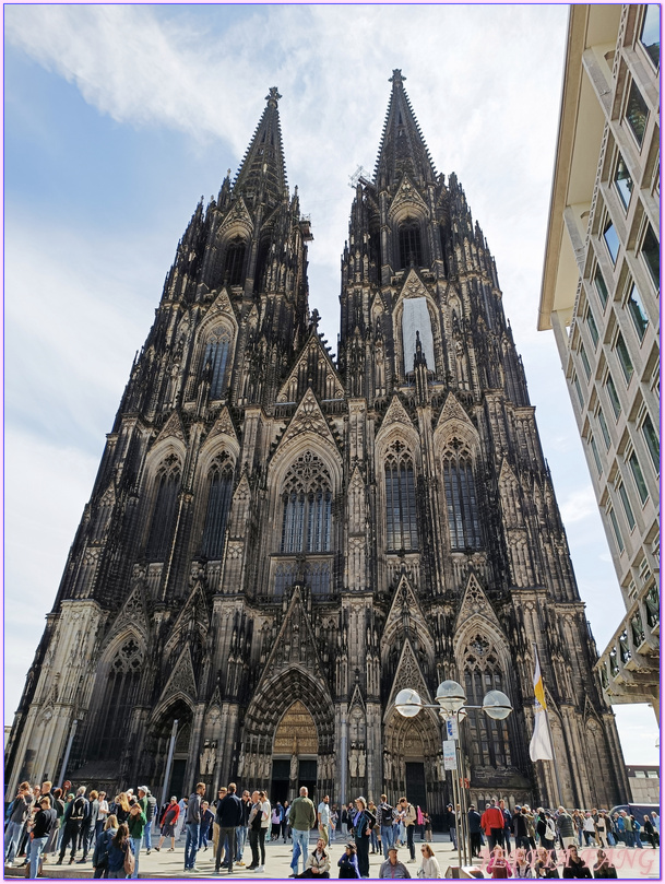 寰宇精品河輪UNIWORLD Boutique River Cruises,歐洲Europe,科隆Cologne,科隆大教堂Cologne Cathedral,科隆老城區,萊茵河Rhine River 寰宇精品河輪UNIWORLD Boutique River Cruises,歐洲Europe,科隆Cologne,科隆大教堂Cologne Cathedral,科隆老城區,萊茵河Rhine River
