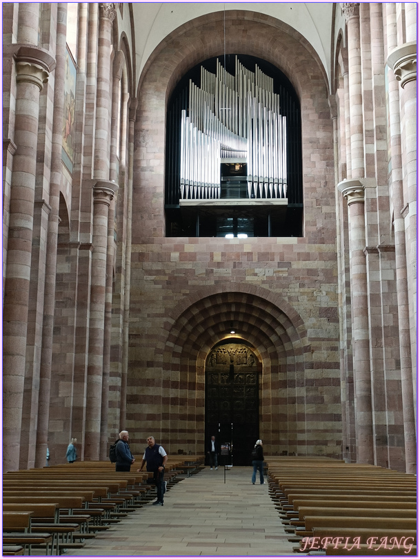 三一教堂Dreifaltigkeitskirche,寰宇精品河輪UNIWORLD Boutique River Cruises,德國Germany,德國斯派爾Speyer,抗議紀念教堂Gedächtniskirche,斯派爾主教堂,斯派爾舊城門,歐洲Europe,萊茵河Rhine River 三一教堂Dreifaltigkeitskirche,寰宇精品河輪UNIWORLD Boutique River Cruises,德國Germany,德國斯派爾Speyer,抗議紀念教堂Gedächtniskirche,斯派爾主教堂,斯派爾舊城門,歐洲Europe,萊茵河Rhine River