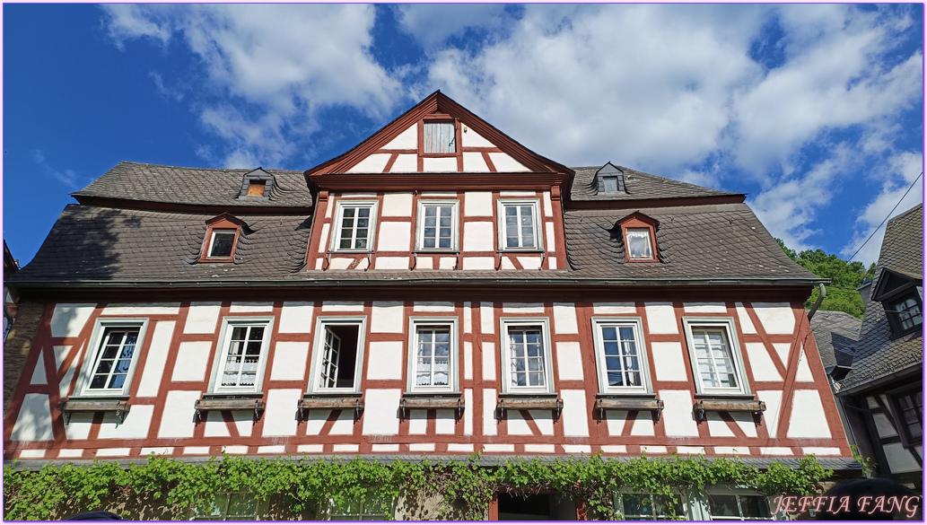 寰宇精品河輪UNIWORLD Boutique River Cruises,布勞巴赫老城區Braubach Village,歐洲Europe,萊茵河Rhine River,馬克思堡Marksburg Castle 寰宇精品河輪UNIWORLD Boutique River Cruises,布勞巴赫老城區Braubach Village,歐洲Europe,萊茵河Rhine River,馬克思堡Marksburg Castle