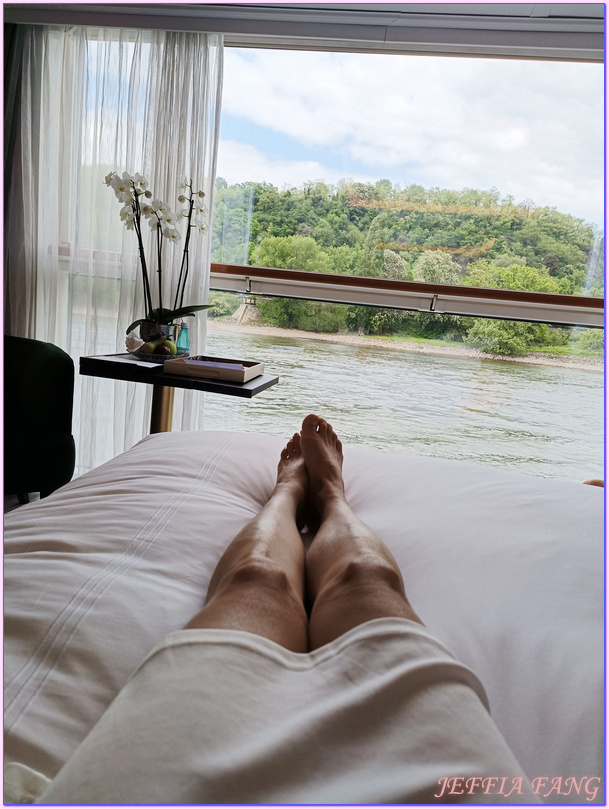伊莉莎白號S.S. Elisabeth,寰宇精品河輪UNIWORLD Boutique River Cruises,德國Germany,歐洲旅遊,歐洲河輪,法國France,瑞士Switzerland,維多利亞號S.S. Victoria,荷蘭Netherlands,萊茵河中上游河谷