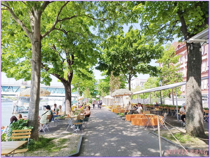 寰宇精品河輪UNIWORD Boutique River Cruises,巴塞爾Basel,巴塞爾大教堂Basler Münste,巴塞爾市政廳Basel Rathaus,歐洲Europe,瑞士Switzerland,聖馬丁噴泉Sevogel Brunnen,萊茵河Rhine River