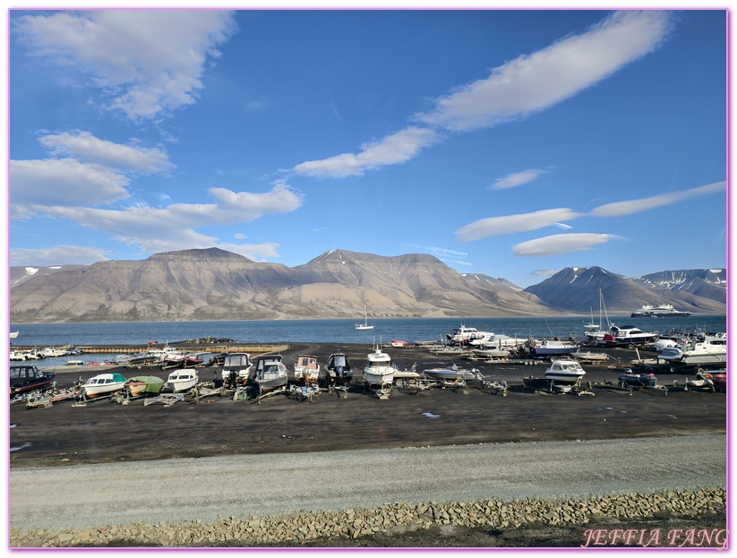 Green Dog Svalbard,世界最北的城市,北極Arctic,指揮官夏古號Le Commandant Charcot,挪威Norway,斯匹茲卑爾根島Spitsbergen,斯瓦爾巴全球種子庫,斯瓦爾巴群島Svalbard,朗伊爾大街,極地之旅,龐洛PONANT郵輪