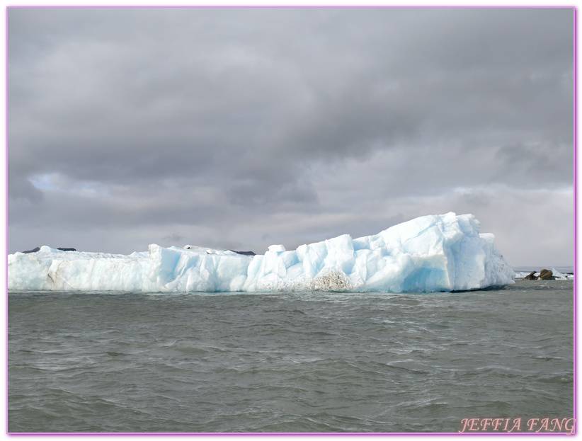 內格里冰川Negribreen,北極Arctic,指揮官夏古號Le Commandant Charcot,斯匹茲卑爾根島Spitsbergen,斯瓦爾巴群島Svalbard,極地之旅,龐洛PONANT郵輪 內格里冰川Negribreen,北極Arctic,指揮官夏古號Le Commandant Charcot,斯匹茲卑爾根島Spitsbergen,斯瓦爾巴群島Svalbard,極地之旅,龐洛PONANT郵輪