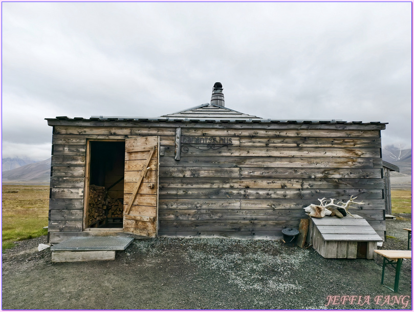 Green Dog Svalbard,世界最北的城市,北極Arctic,指揮官夏古號Le Commandant Charcot,挪威Norway,斯匹茲卑爾根島Spitsbergen,斯瓦爾巴全球種子庫,斯瓦爾巴群島Svalbard,朗伊爾大街,極地之旅,龐洛PONANT郵輪