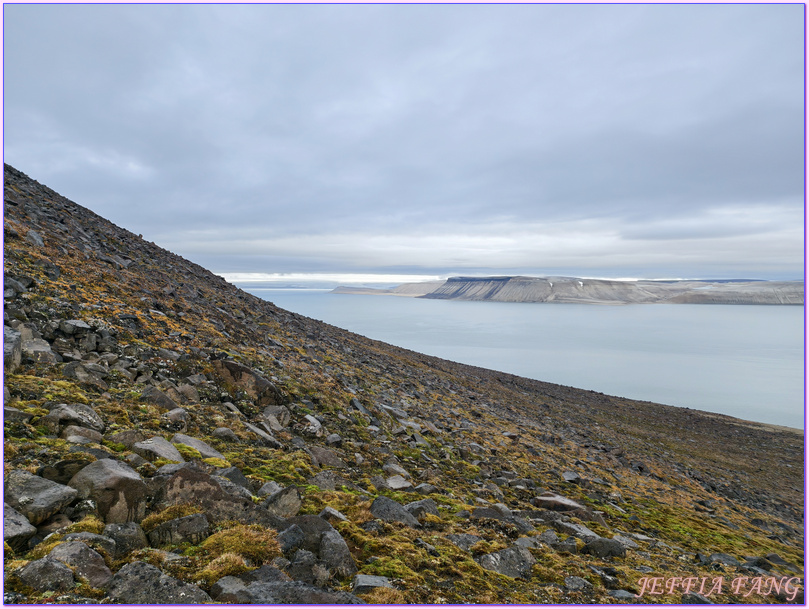 北極Arctic,指揮官夏古號Le Commandant Charcot,極地之旅,極地健行Polar Hike,極地探險,極地跳水Polar Plunge,龐洛PONANT郵輪