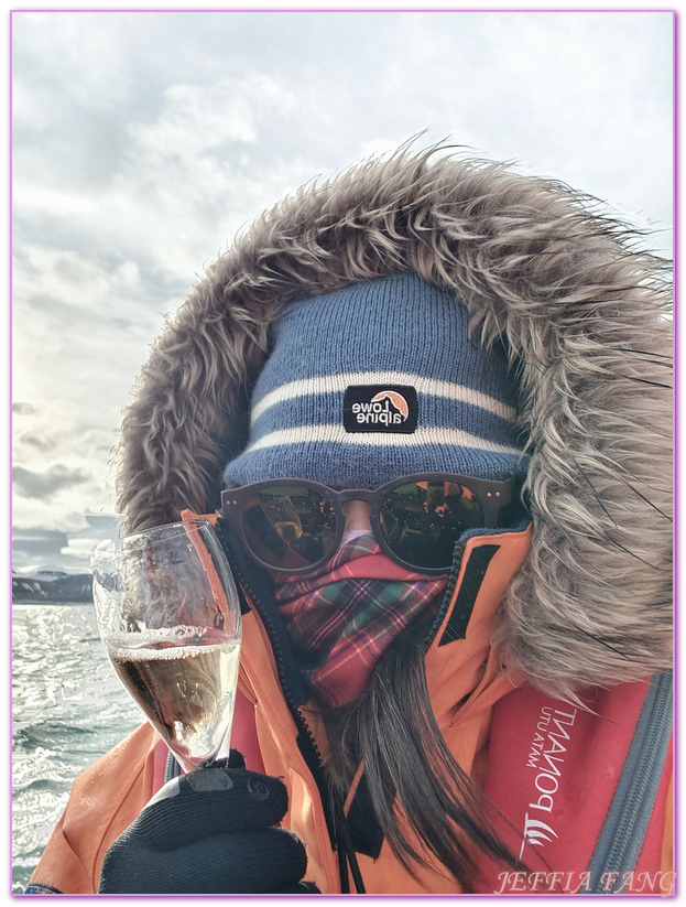 內格里冰川Negribreen,北極Arctic,指揮官夏古號Le Commandant Charcot,斯匹茲卑爾根島Spitsbergen,斯瓦爾巴群島Svalbard,極地之旅,龐洛PONANT郵輪 內格里冰川Negribreen,北極Arctic,指揮官夏古號Le Commandant Charcot,斯匹茲卑爾根島Spitsbergen,斯瓦爾巴群島Svalbard,極地之旅,龐洛PONANT郵輪