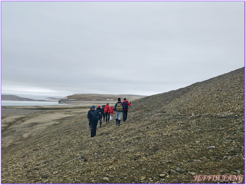 北極Arctic,指揮官夏古號Le Commandant Charcot,極地之旅,極地健行Polar Hike,極地探險,極地跳水Polar Plunge,龐洛PONANT郵輪
