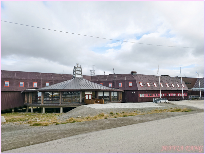 Green Dog Svalbard,世界最北的城市,北極Arctic,指揮官夏古號Le Commandant Charcot,挪威Norway,斯匹茲卑爾根島Spitsbergen,斯瓦爾巴全球種子庫,斯瓦爾巴群島Svalbard,朗伊爾大街,極地之旅,龐洛PONANT郵輪