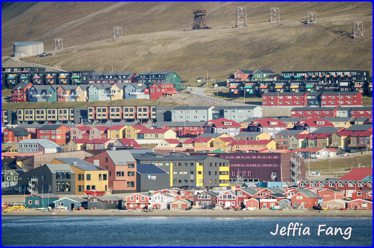 Green Dog Svalbard,世界最北的城市,北極Arctic,指揮官夏古號Le Commandant Charcot,挪威Norway,斯匹茲卑爾根島Spitsbergen,斯瓦爾巴全球種子庫,斯瓦爾巴群島Svalbard,朗伊爾大街,極地之旅,龐洛PONANT郵輪