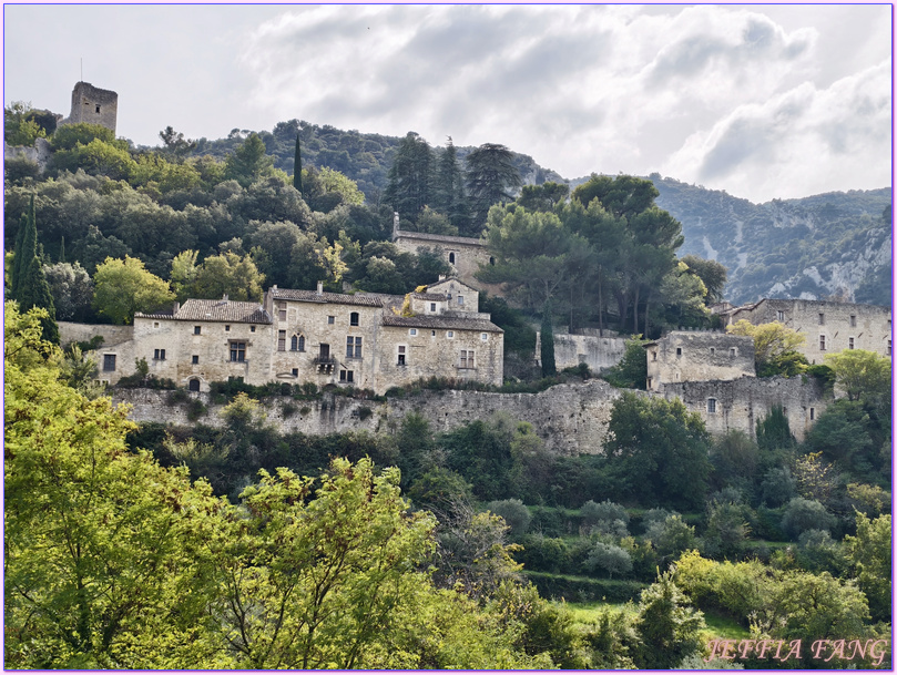 呂貝隆Luberon,奧佩德-勒-維埃Oppède-le-Vieux,奧佩德古城 Oppède le Vieux village,普羅旺斯Provence,沃克呂茲省Vaucluse,法國France,法國旅遊 呂貝隆Luberon,奧佩德-勒-維埃Oppède-le-Vieux,奧佩德古城 Oppède le Vieux village,普羅旺斯Provence,沃克呂茲省Vaucluse,法國France,法國旅遊