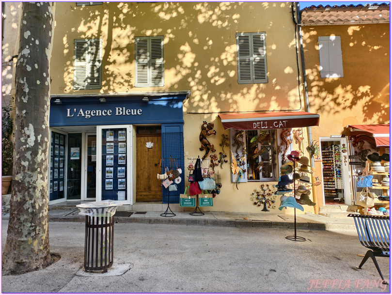Rocher et grottes troglodytes de Cotignac,普羅旺斯Provence,法國France,法國旅遊,科蒂尼亞克 Cotignac