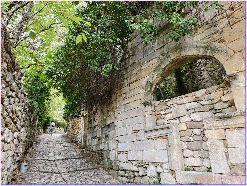 呂貝隆Luberon,奧佩德-勒-維埃Oppède-le-Vieux,奧佩德古城 Oppède le Vieux village,普羅旺斯Provence,沃克呂茲省Vaucluse,法國France,法國旅遊 呂貝隆Luberon,奧佩德-勒-維埃Oppède-le-Vieux,奧佩德古城 Oppède le Vieux village,普羅旺斯Provence,沃克呂茲省Vaucluse,法國France,法國旅遊