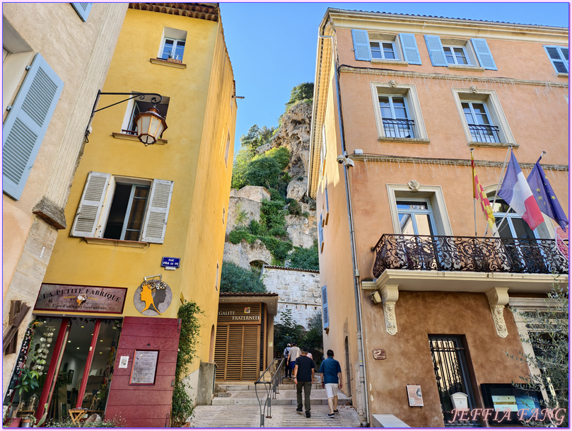 Rocher et grottes troglodytes de Cotignac,普羅旺斯Provence,法國France,法國旅遊,科蒂尼亞克 Cotignac