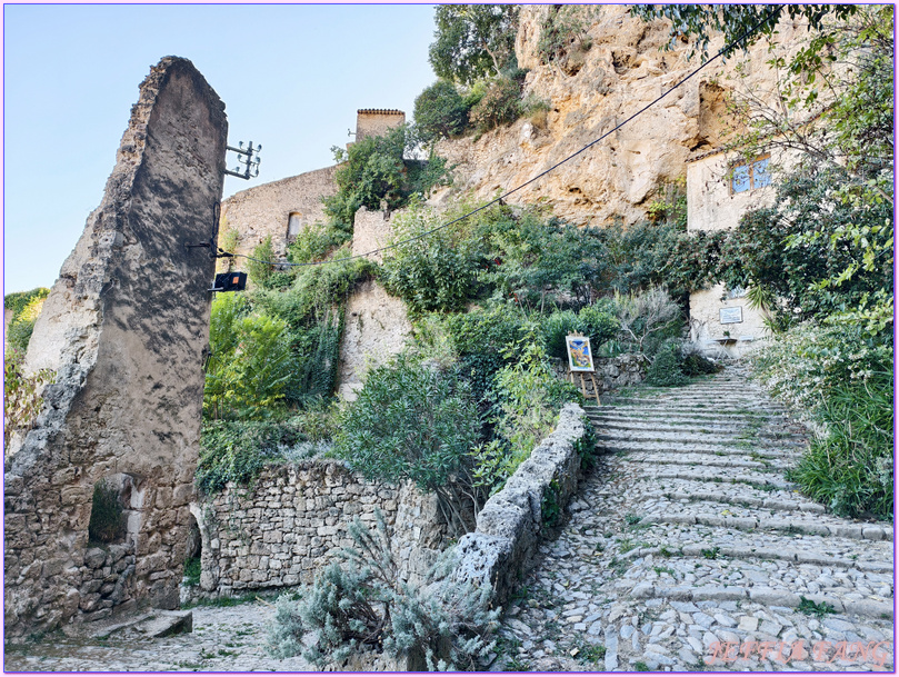 Rocher et grottes troglodytes de Cotignac,普羅旺斯Provence,法國France,法國旅遊,科蒂尼亞克 Cotignac