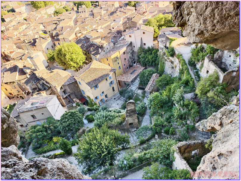 Rocher et grottes troglodytes de Cotignac,普羅旺斯Provence,法國France,法國旅遊,科蒂尼亞克 Cotignac