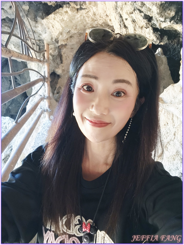 Rocher et grottes troglodytes de Cotignac,普羅旺斯Provence,法國France,法國旅遊,科蒂尼亞克 Cotignac