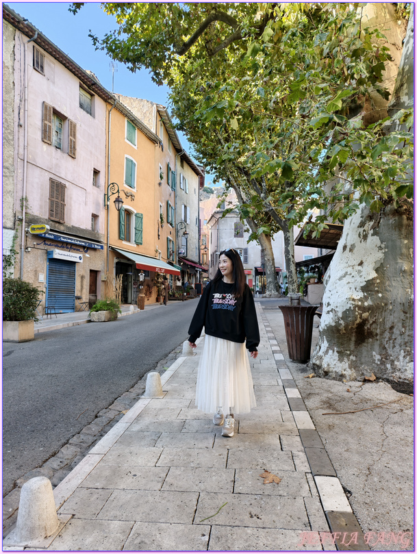 Rocher et grottes troglodytes de Cotignac,普羅旺斯Provence,法國France,法國旅遊,科蒂尼亞克 Cotignac
