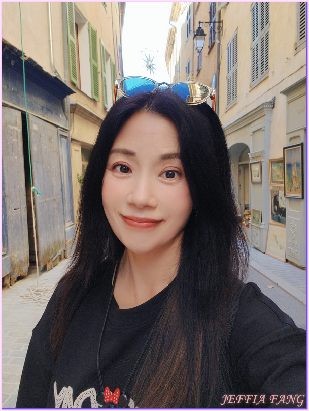 Rocher et grottes troglodytes de Cotignac,普羅旺斯Provence,法國France,法國旅遊,科蒂尼亞克 Cotignac