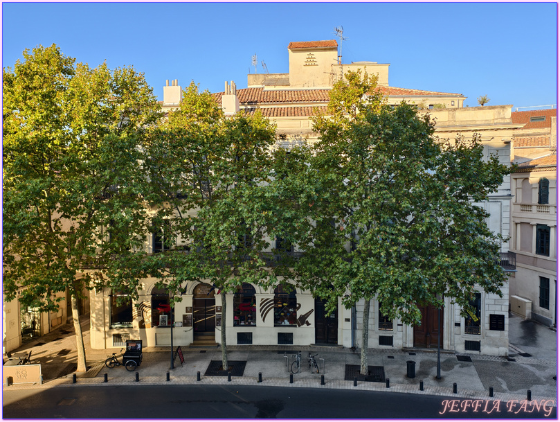世界文化遺產,加爾Gard,奧克西塔尼Occitanie,尼姆Nimes,尼姆競技場Les Arènes de Nîmes,方形神殿Maison Carrée 世界文化遺產,加爾Gard,奧克西塔尼Occitanie,尼姆Nimes,尼姆競技場Les Arènes de Nîmes,方形神殿Maison Carrée