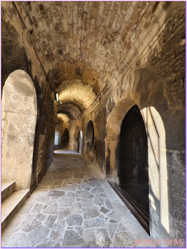 世界文化遺產,加爾Gard,奧克西塔尼Occitanie,尼姆Nimes,尼姆競技場Les Arènes de Nîmes,方形神殿Maison Carrée 世界文化遺產,加爾Gard,奧克西塔尼Occitanie,尼姆Nimes,尼姆競技場Les Arènes de Nîmes,方形神殿Maison Carrée