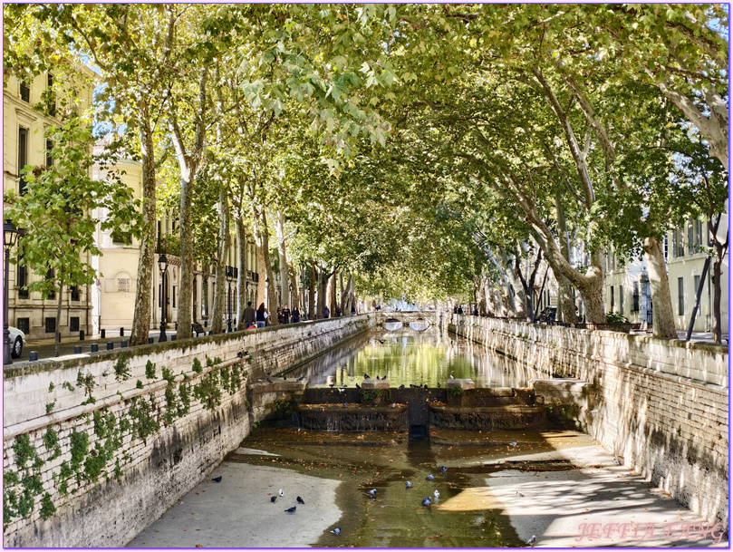 世界文化遺產,加爾Gard,奧克西塔尼Occitanie,尼姆Nimes,尼姆競技場Les Arènes de Nîmes,方形神殿Maison Carrée 世界文化遺產,加爾Gard,奧克西塔尼Occitanie,尼姆Nimes,尼姆競技場Les Arènes de Nîmes,方形神殿Maison Carrée