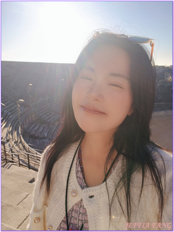 世界文化遺產,加爾Gard,奧克西塔尼Occitanie,尼姆Nimes,尼姆競技場Les Arènes de Nîmes,方形神殿Maison Carrée 世界文化遺產,加爾Gard,奧克西塔尼Occitanie,尼姆Nimes,尼姆競技場Les Arènes de Nîmes,方形神殿Maison Carrée