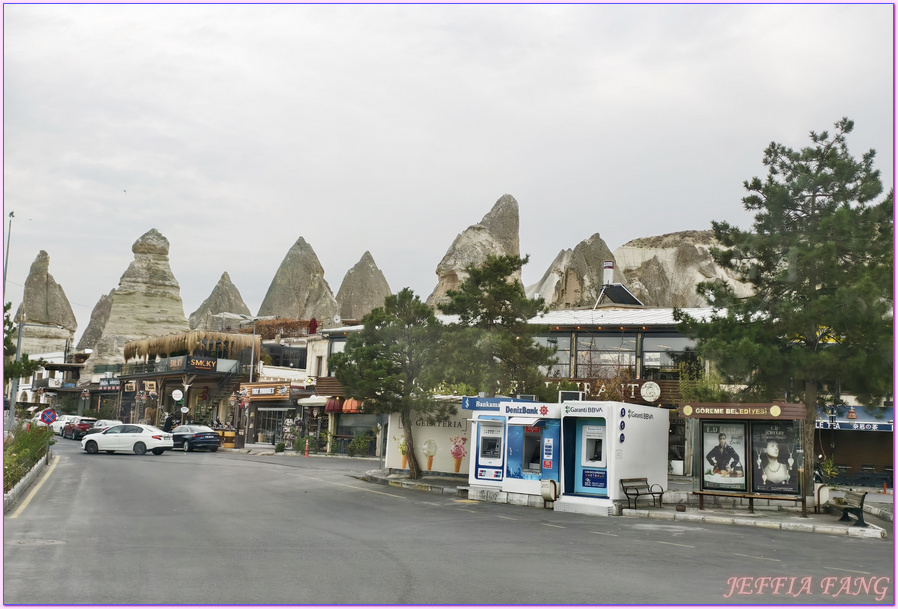 卡帕多奇亞Cappadocia,土耳其Turkiye,土耳其旅遊,格雷梅Goreme,烏奇沙城堡Uchisar Castle,獵人谷Hunting Valley,駱駝岩Camel Rock,鴿子谷Pigeon Valley