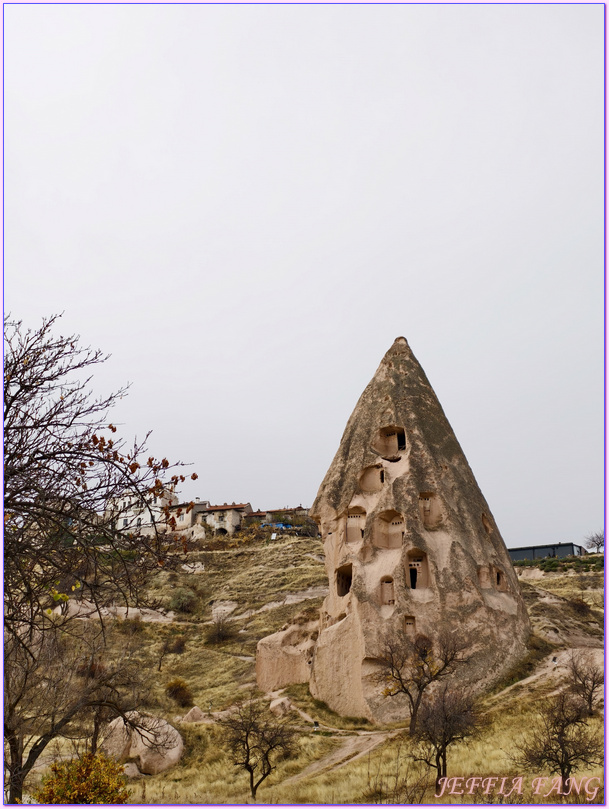 卡帕多奇亞Cappadocia,土耳其Turkiye,土耳其旅遊,格雷梅Goreme,烏奇沙城堡Uchisar Castle,獵人谷Hunting Valley,駱駝岩Camel Rock,鴿子谷Pigeon Valley