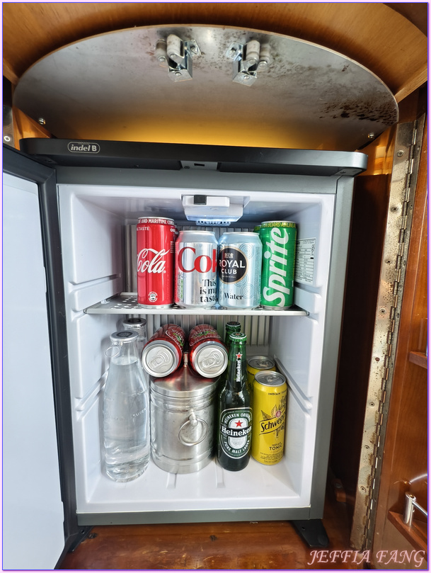  @傑菲亞娃 JEFFIA FANG